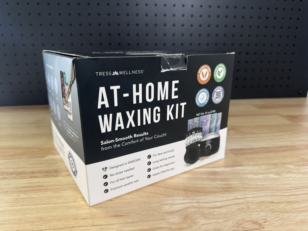 Tress Wellness At-Home Waxing Kit Single Wax Pot 4 oz 100W Temp Control Black